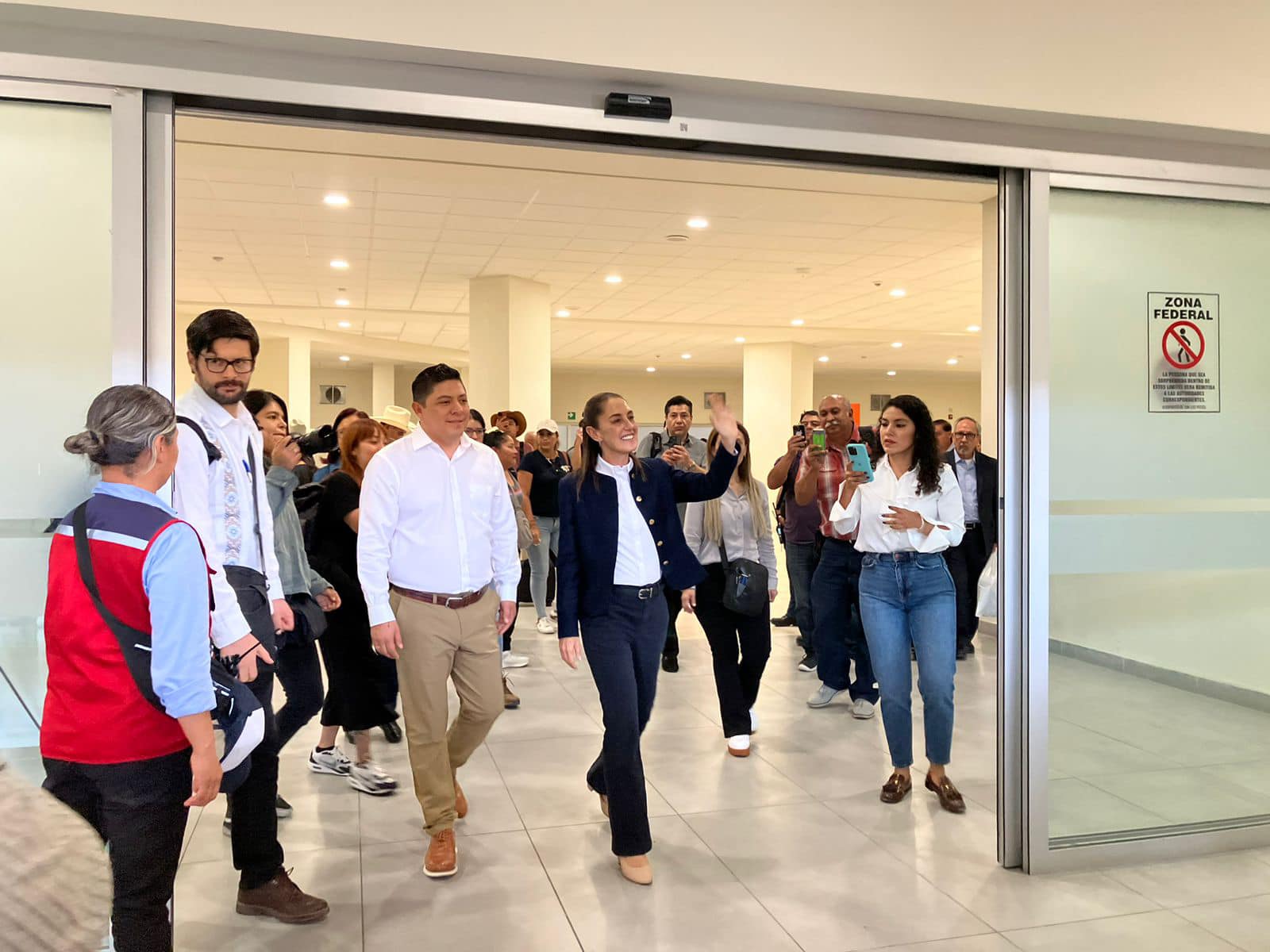 Presidenta invita a inscripción de proceso de elección al poder judicial.