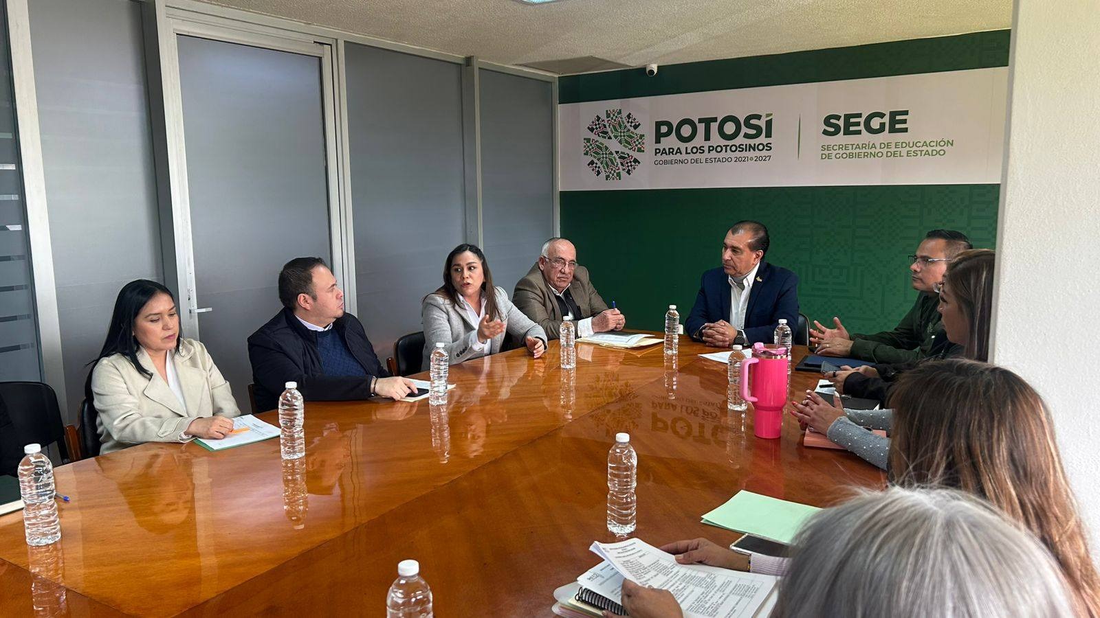 Consolidando alianzas en beneficio del magisterio y la educación en SLP.