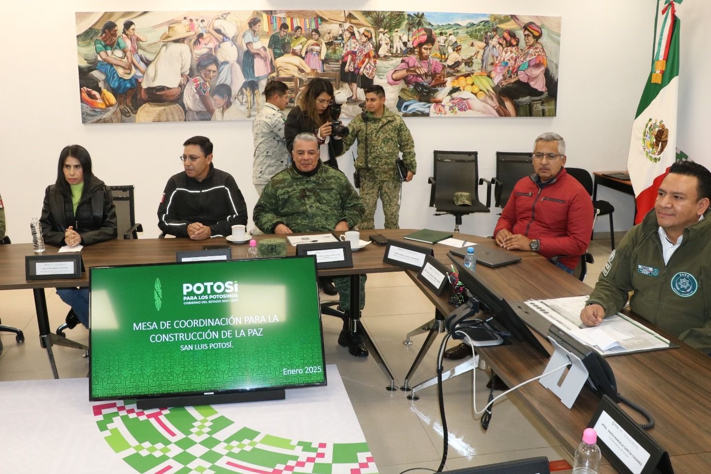 Compromiso con la libertad de expresión de las personas.