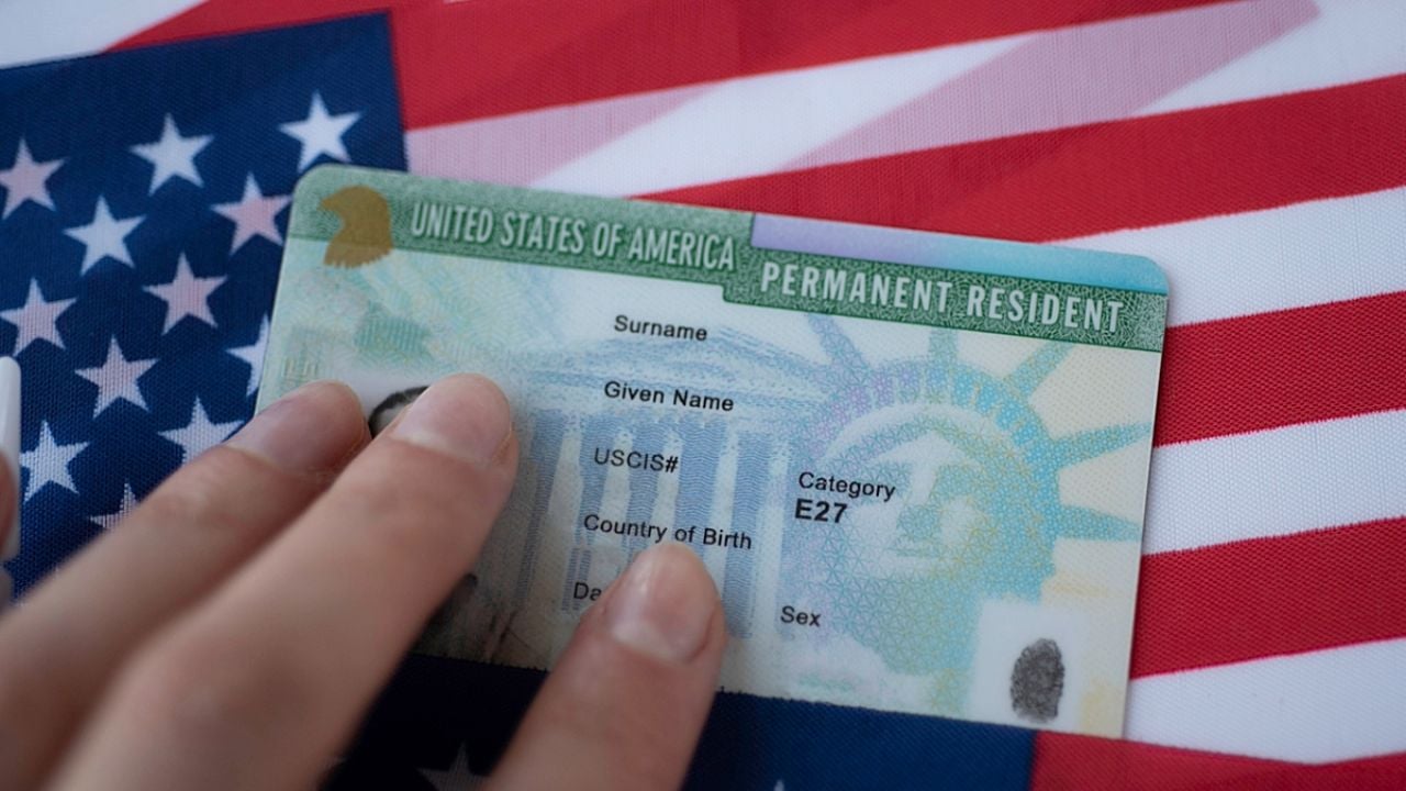 Visa americana por trabajar en Costco USA; estos son los REQUISITOS para conseguir tu Green Card