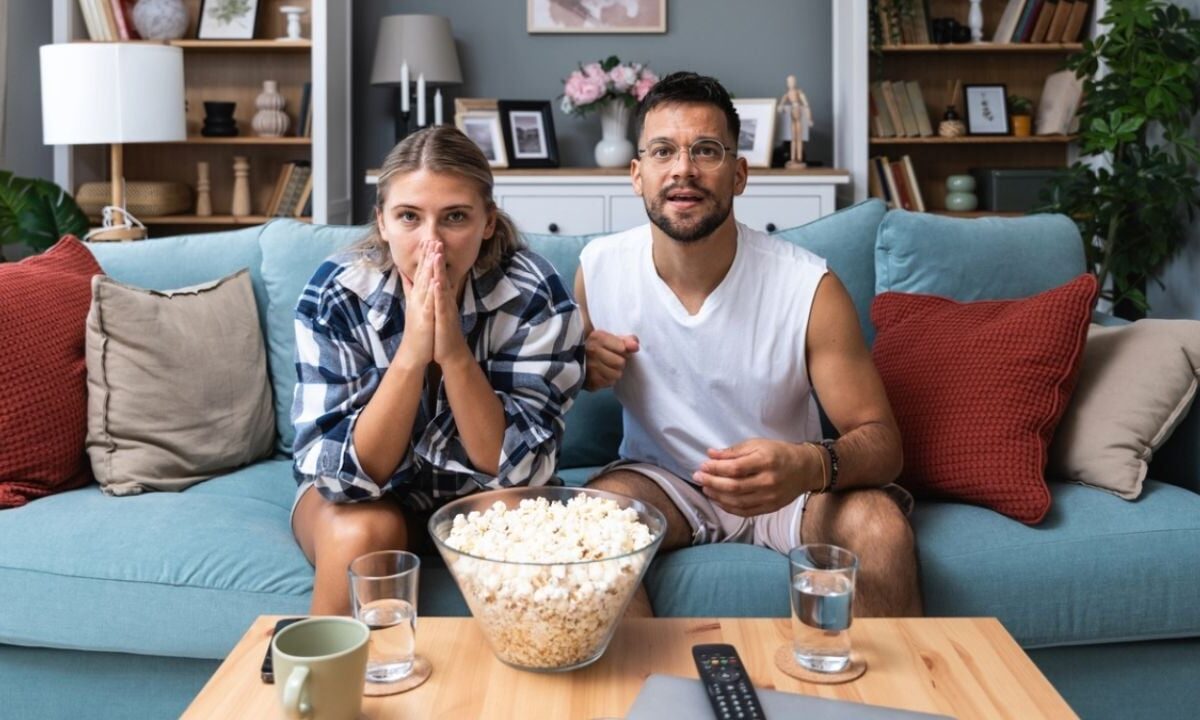 la-miniserie-de-solo-3-capitulos-que-es-tendencia-en-netflix-y-te-mantendra-al-filo-del-asiento