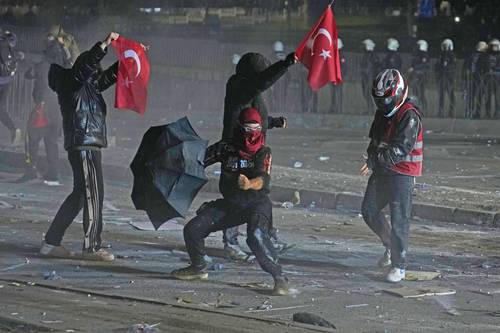un-millar-de-detenidos-en-turquia-en-seis-dias-de-protestas