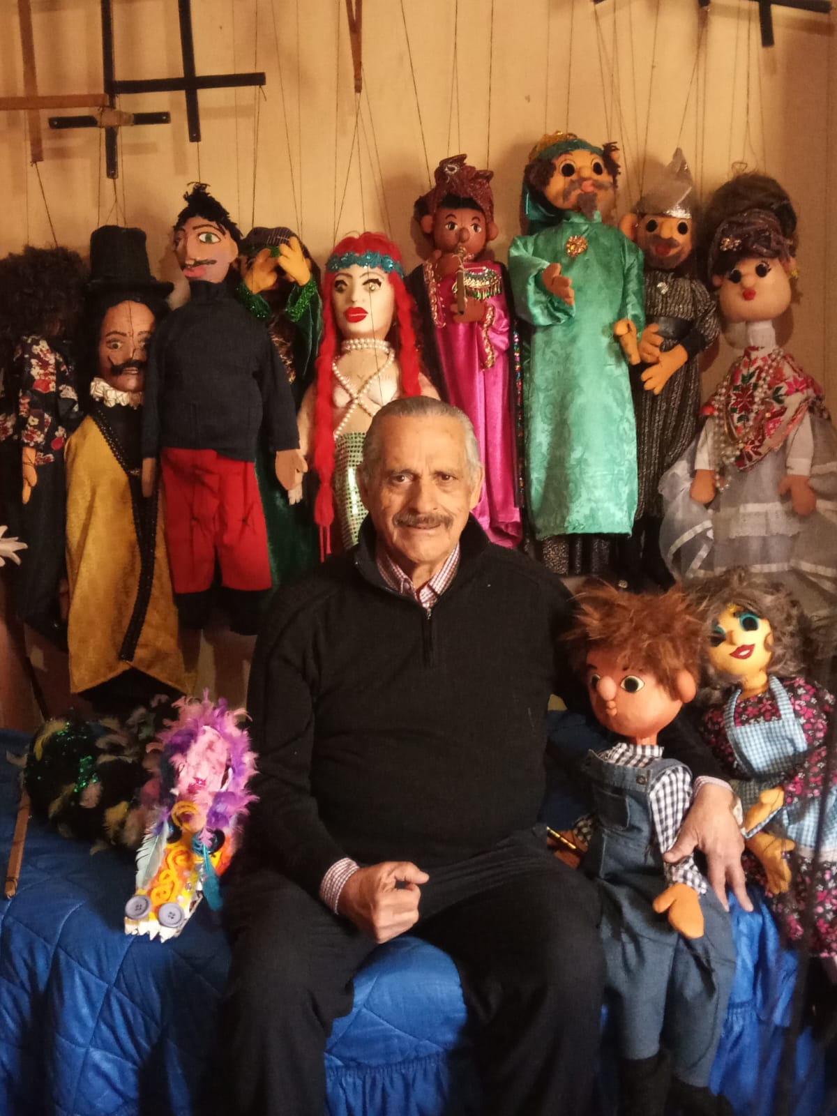 Este jueves se celebra el 65 aniversario de trayectoria del maestro Guillermo Azanza.