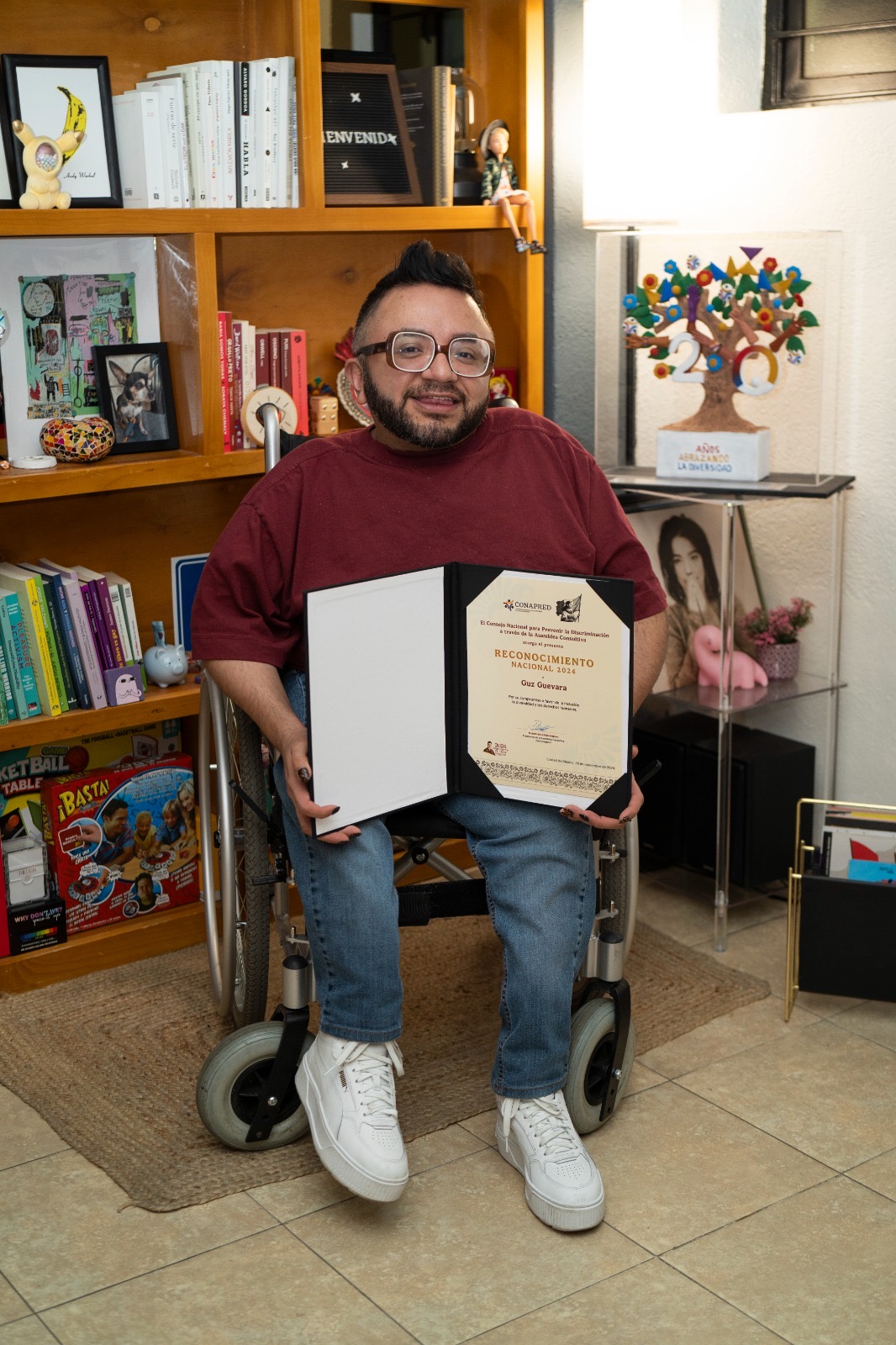 Activista potosino, recibe el Reconocimiento Nacional por la Igualdad y No Discriminación de la CONAPRED.