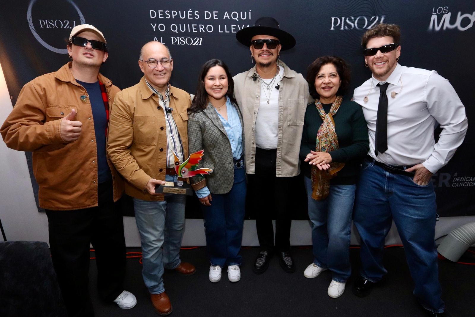 Piso 21 hace vibrar Fundadores a ritmo de reguetón.